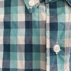 J. Crew classic fit. Long sleeve. Secret wash organic cotton.